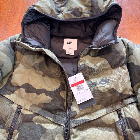 Nike Camo Puffer Jacket - Picture 2 of 4